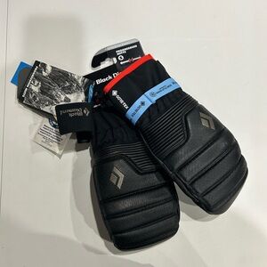 Black Diamond Men's Small Progression Mittens Black NWT Ski Snowboard Waterproof
